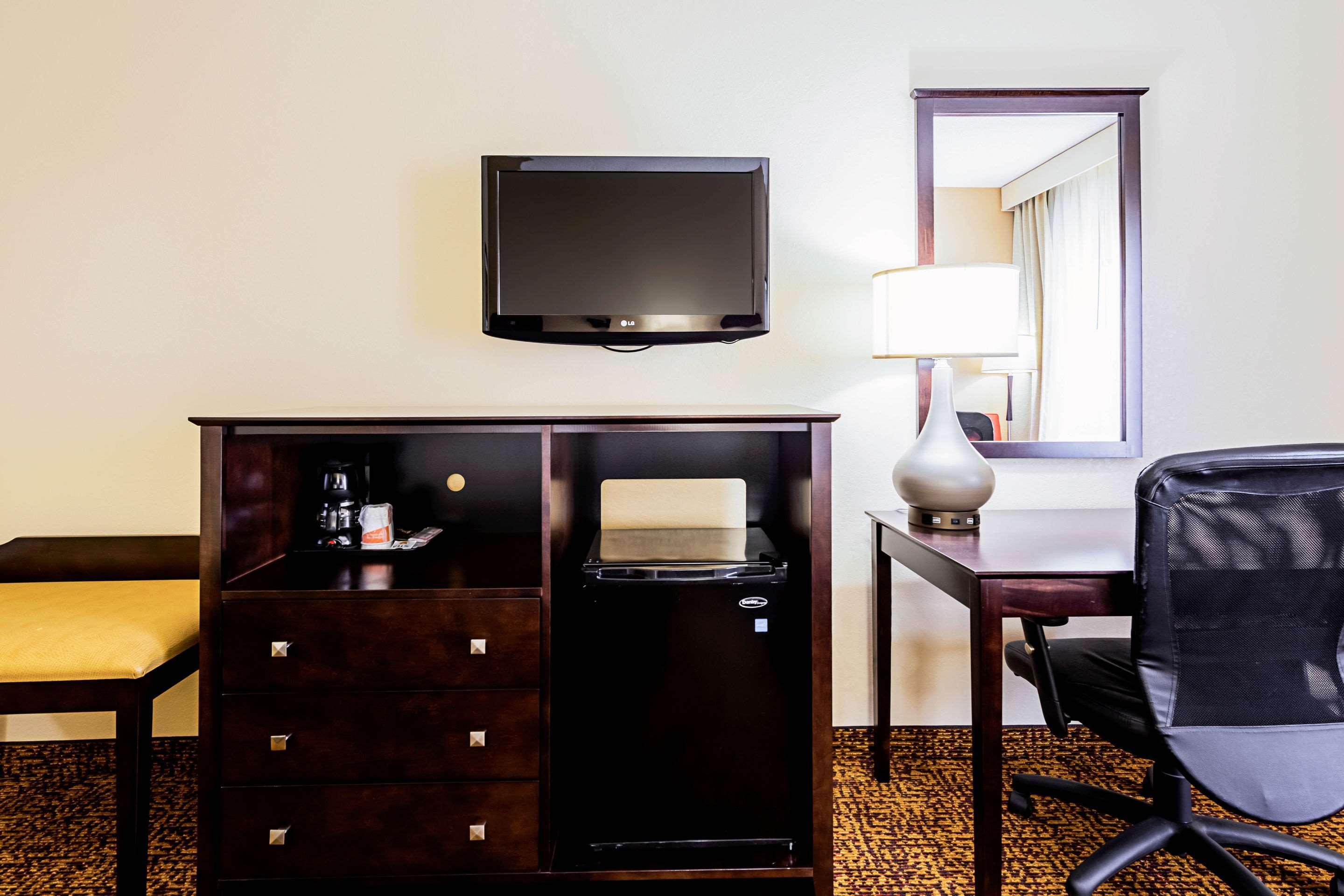Quality Inn Dillon Bagian luar foto