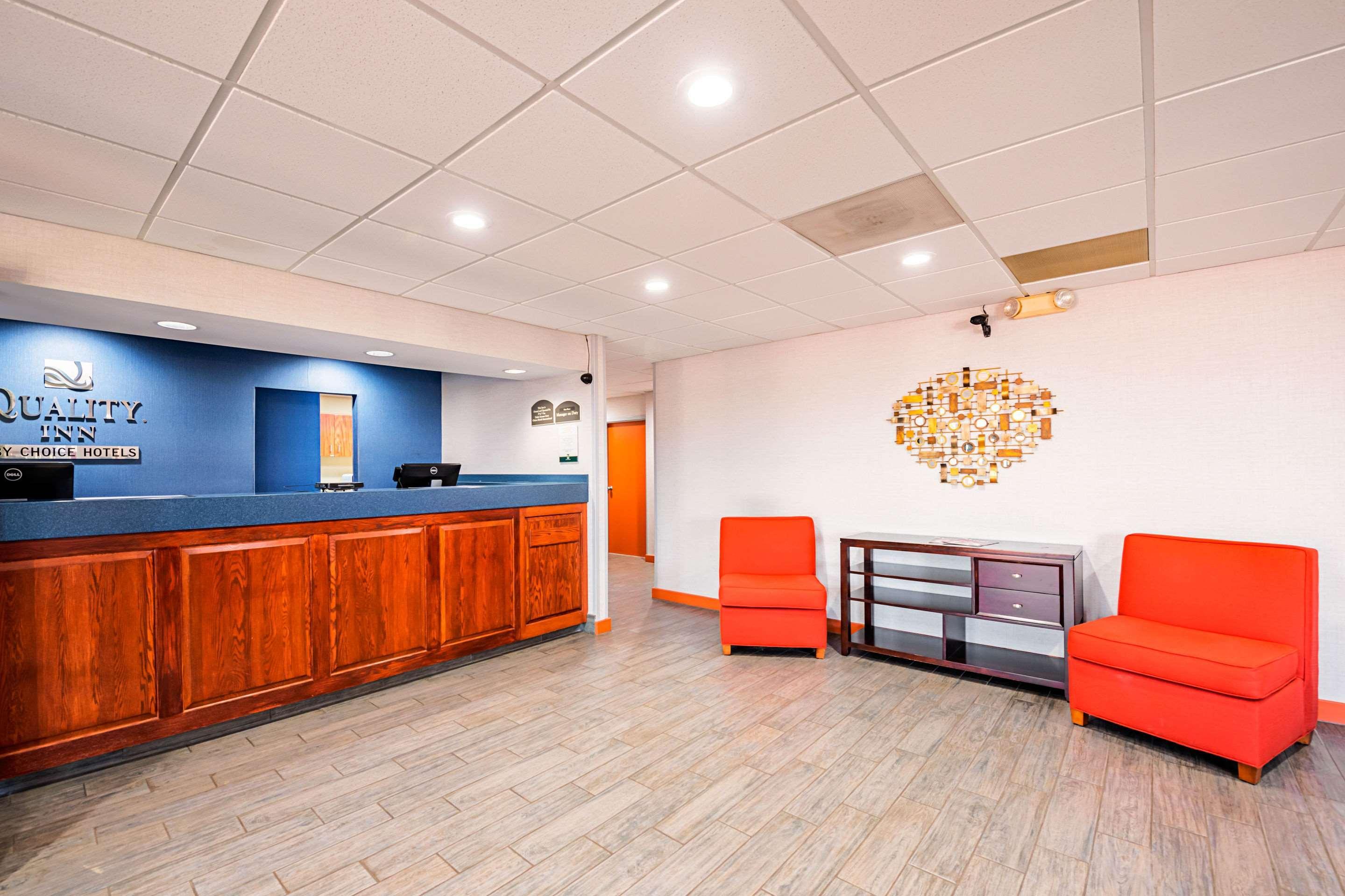 Quality Inn Dillon Bagian luar foto